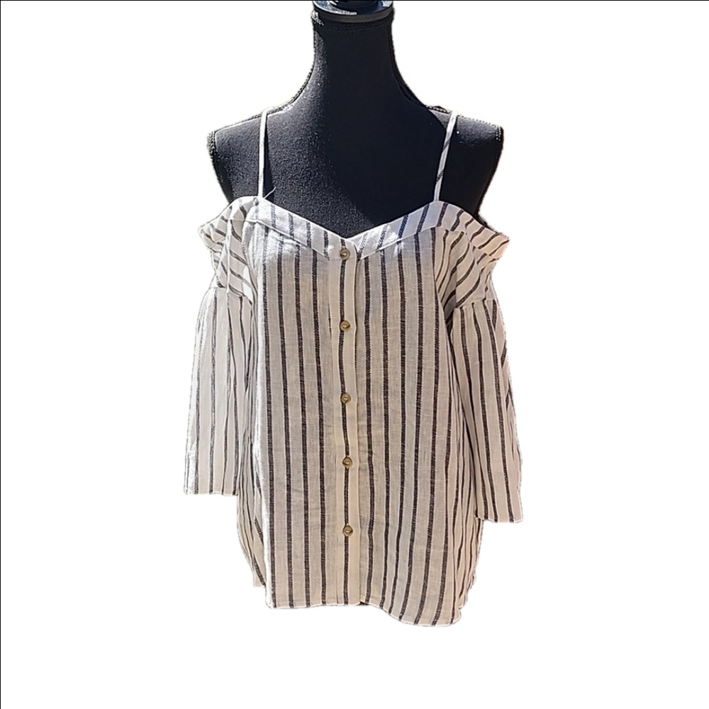 Nordstrom Brass Plum shoulder top